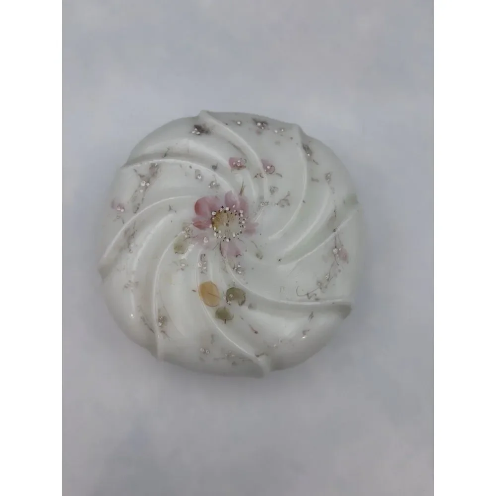 Wavecrest Glass Jewelry Box. Top‎ Only. (2482)